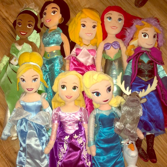 Disney Other - Disney Princess Dolls VGUC